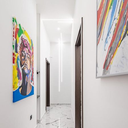 Extreme Central - Luxy Stay Budapest Bagian luar foto